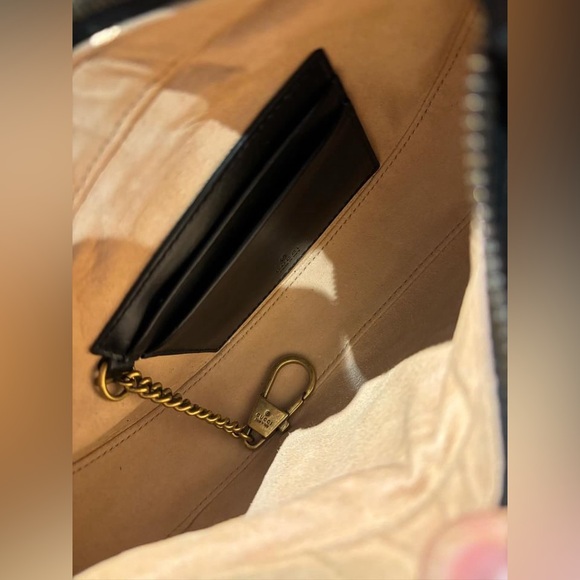 Gucci GG MARMONT HALF-MOON-SHAPED MINI BAG - Picture 13 of 15